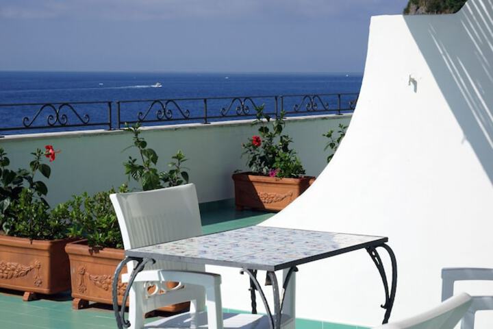 Terrace/Patio 50 of 111