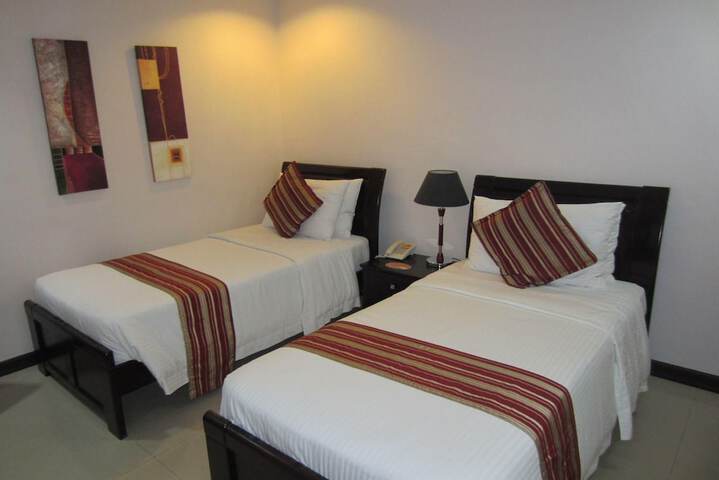Room 14 of 42