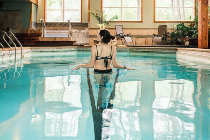 Pool 40 of 79