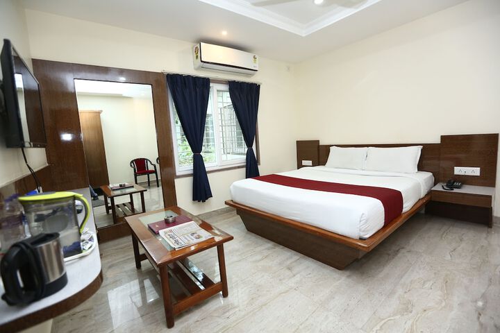 Room 5 of 22