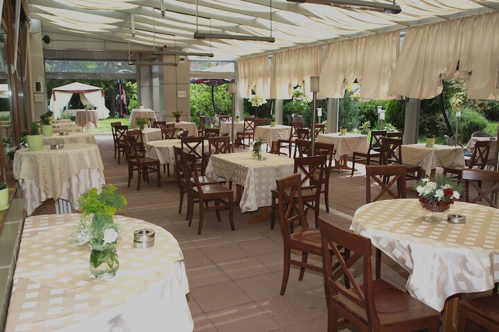 Hotel 64 of 70