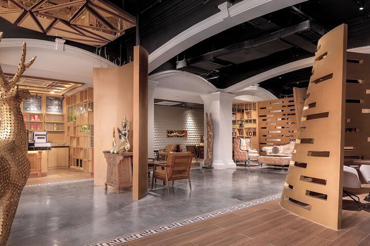 Guest Lobby