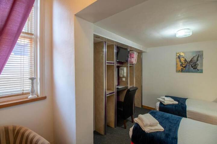 Room 21 of 58