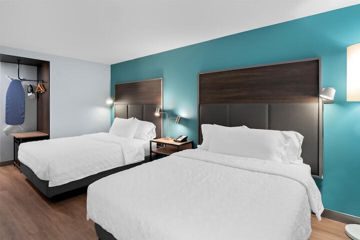 Room 11 of 29