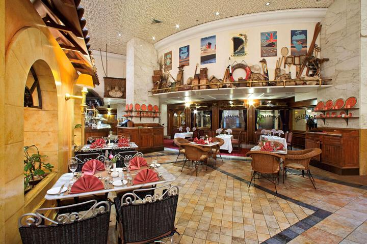 Dining 74 of 136