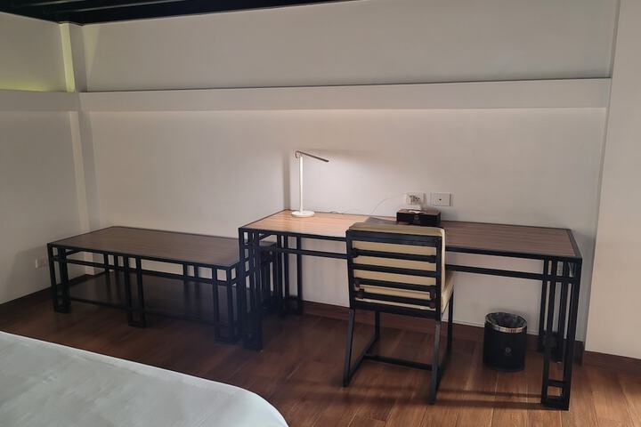 Room 29 of 112