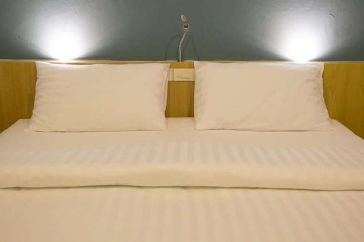 Room 6 of 91