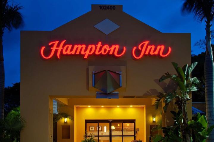 Hotel 53 of 56