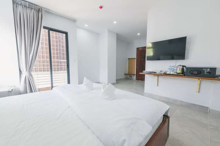 Room 56 of 148