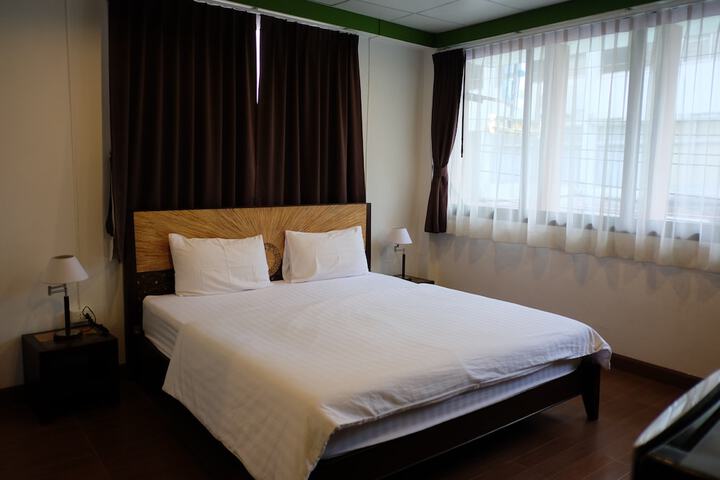 Room 17 of 57