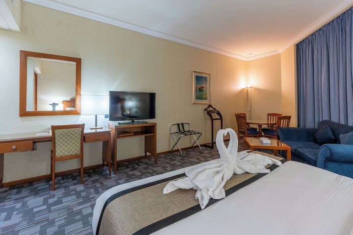 Room 16 of 46