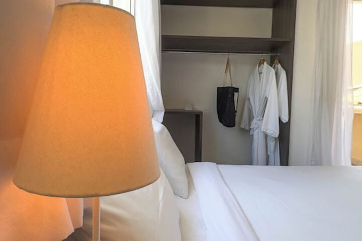 Room 58 of 158