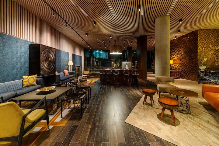 Hotel Interior 100 of 116