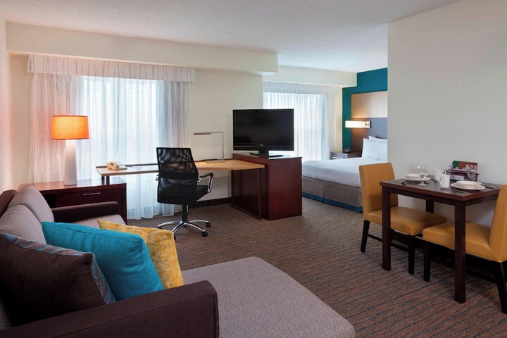 Room 5 of 26