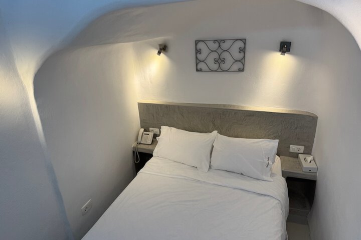 Room 27 of 119