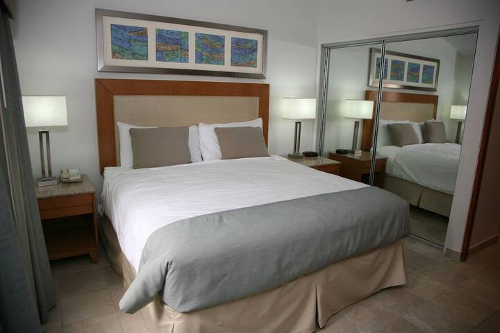 Room 3 of 33