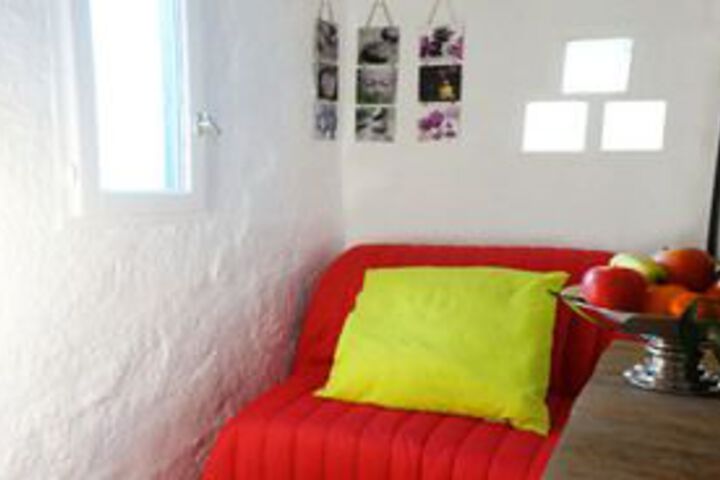 Room 7 of 13