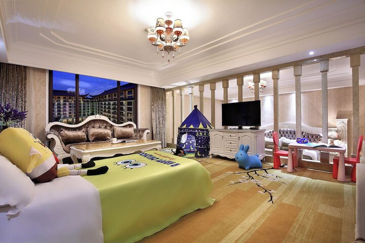 Room 25 of 71