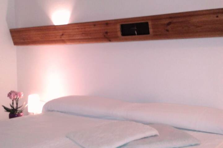 Room 4 of 54