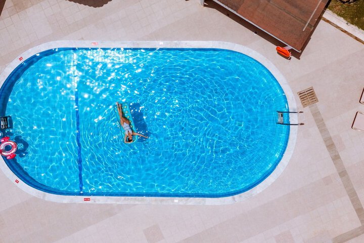 Pool 15 of 73