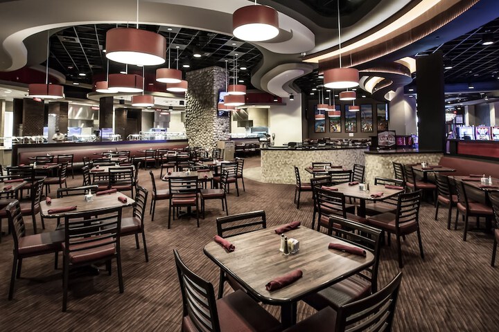 Dining 62 of 108