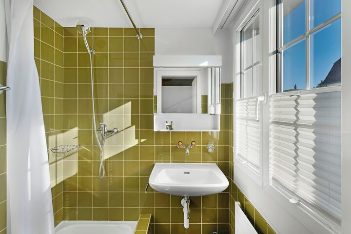 Room 45 of 62