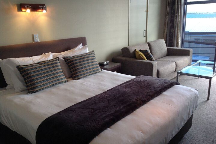 Room 5 of 49