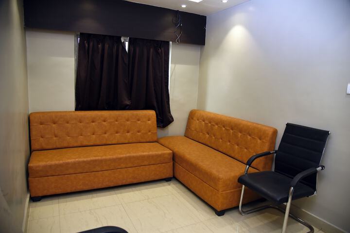 Room 8 of 15