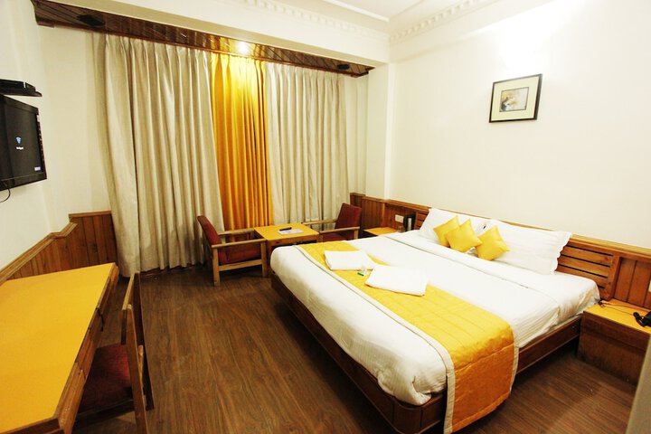 Room 9 of 23