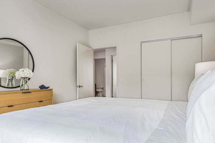 Room 20 of 97