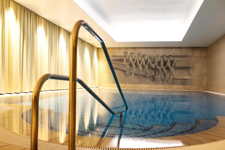 Pool 22 of 62
