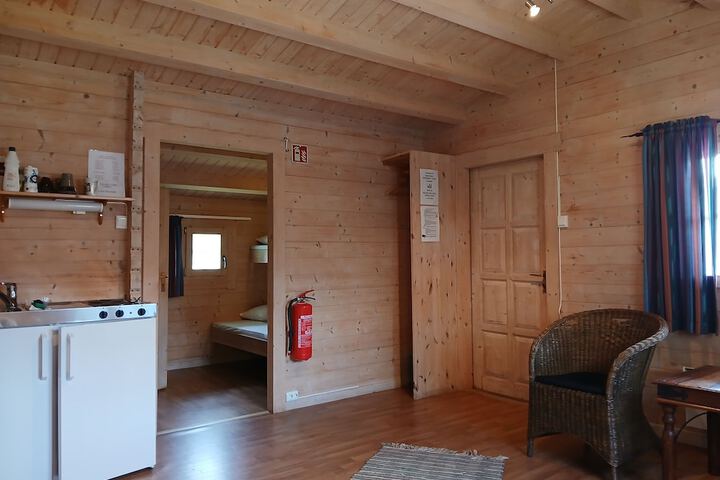 Room 6 of 21