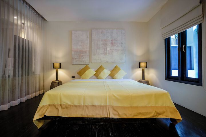 Room 21 of 84