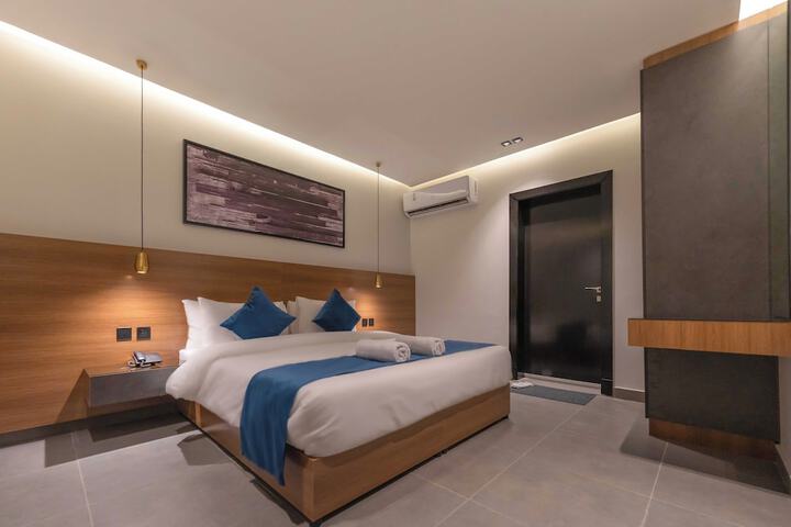 Room 7 of 40