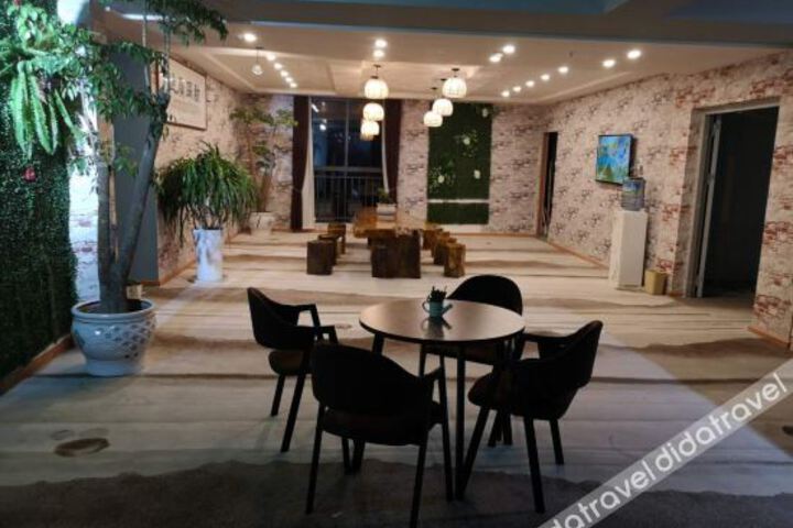 Hotel Interior 22 of 25