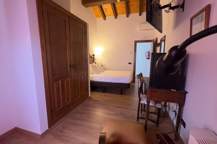 Room 66 of 119