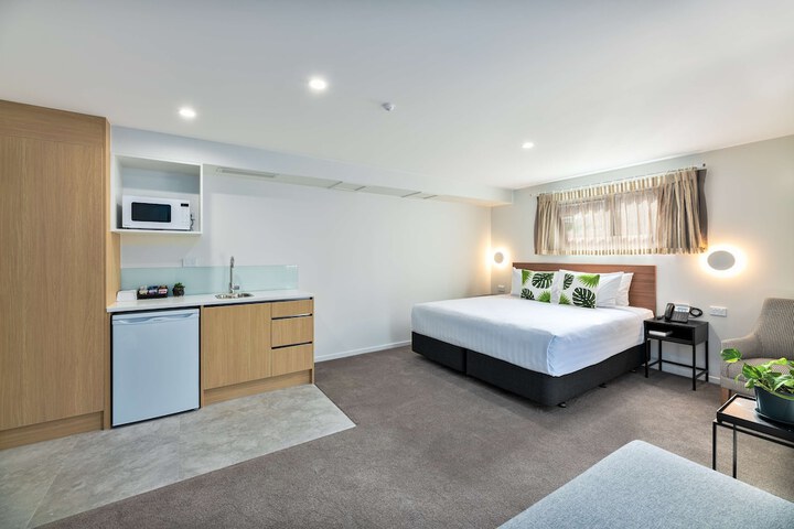 Room 41 of 150