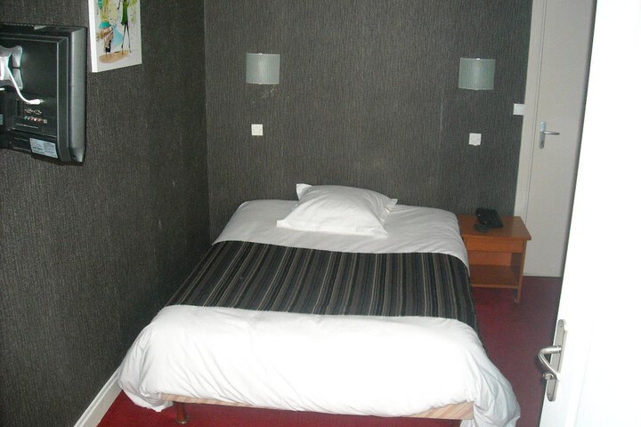 Room 4 of 26