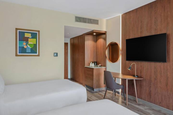 Room 14 of 73