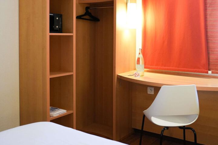 Room 21 of 101