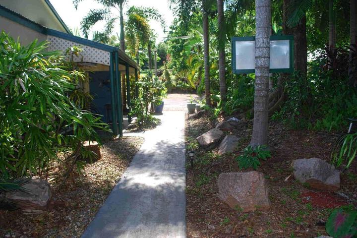 Property Grounds 31 of 41