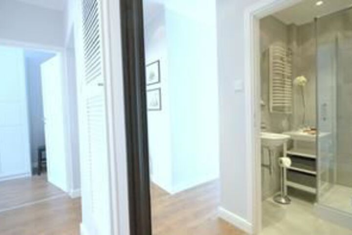 Room 16 of 20