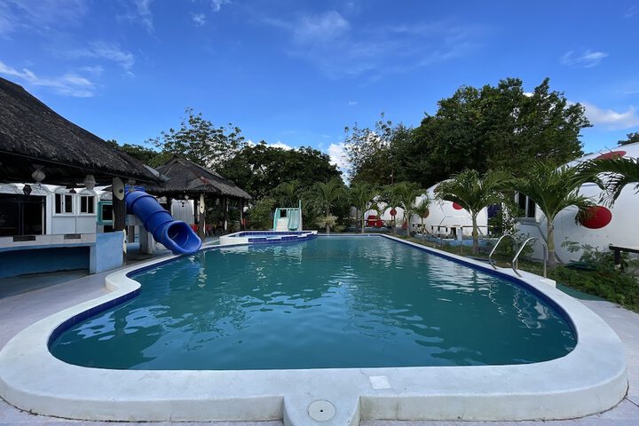 Pool 17 of 36