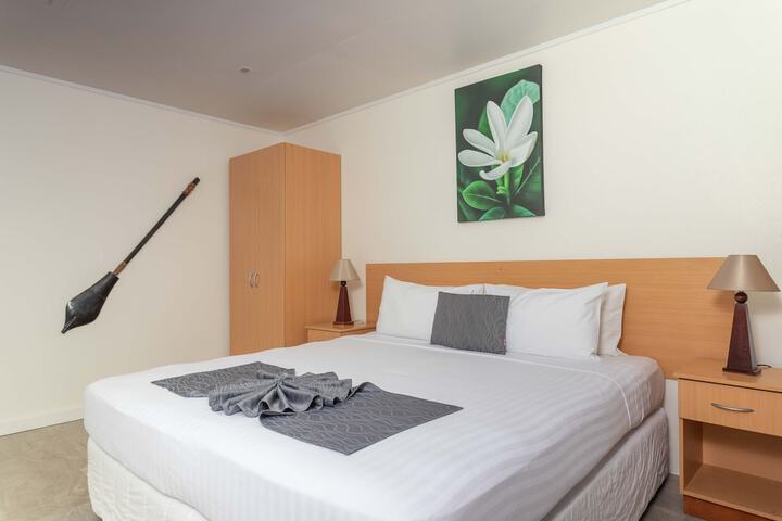 Room 9 of 43
