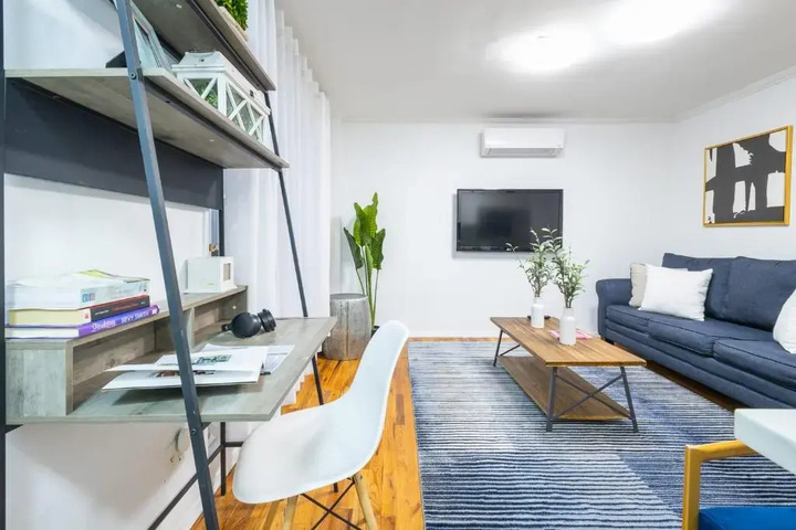 Image of 26-1c New 1BR Gramercy W D Shared Outdoor