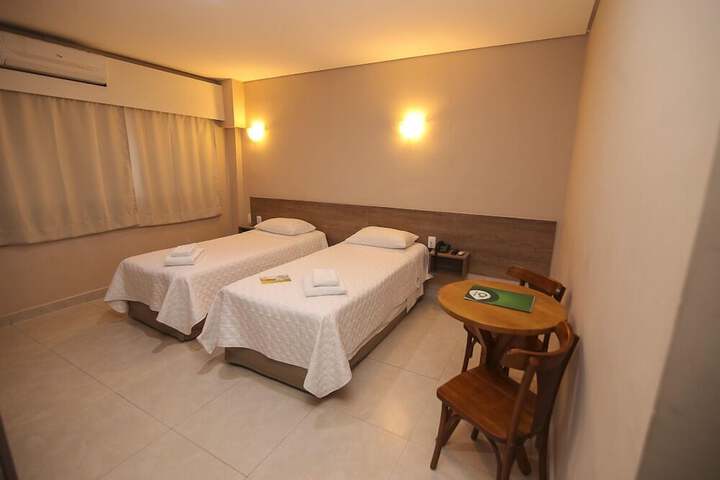 Room 5 of 44