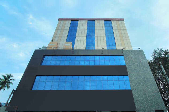 Oyo Townhouse 947 Hotel Tiruchendur Mani Iyer