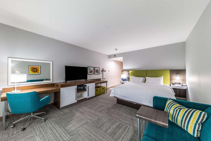 King Room with Sofa Bed and Refrigerator (4 of 13)