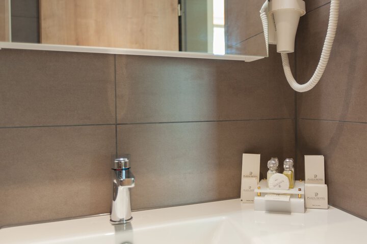 Clean Restrooms