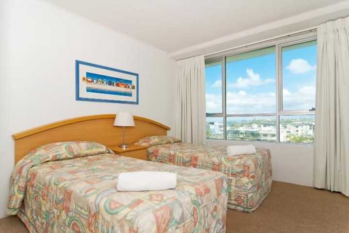 Room 25 of 136
